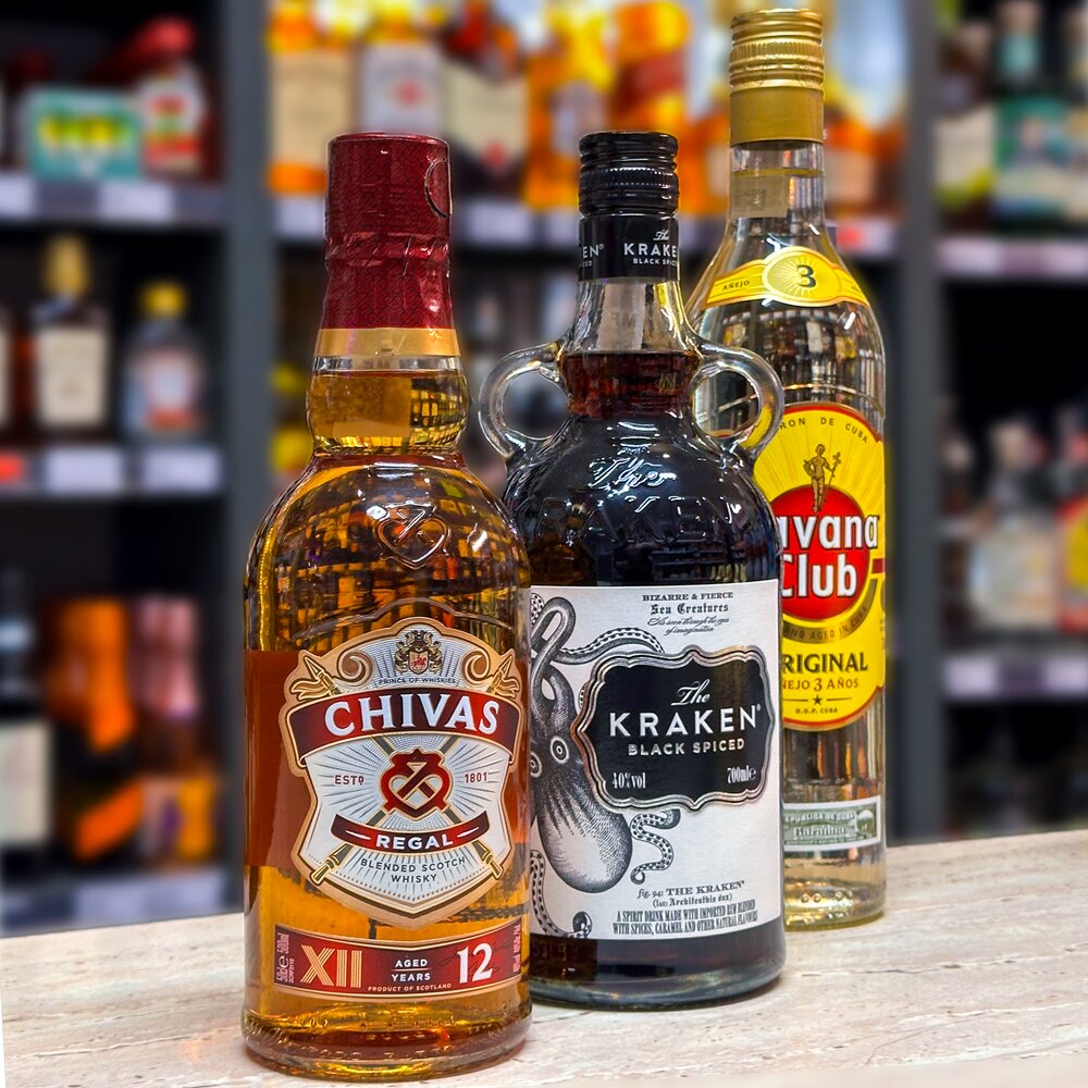 Premium alkohole — whisky, rum, brandy